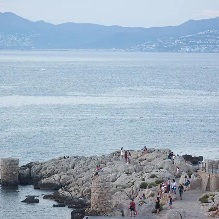 Apartamento En Primera Linea De Mar En La Escala L'Escala